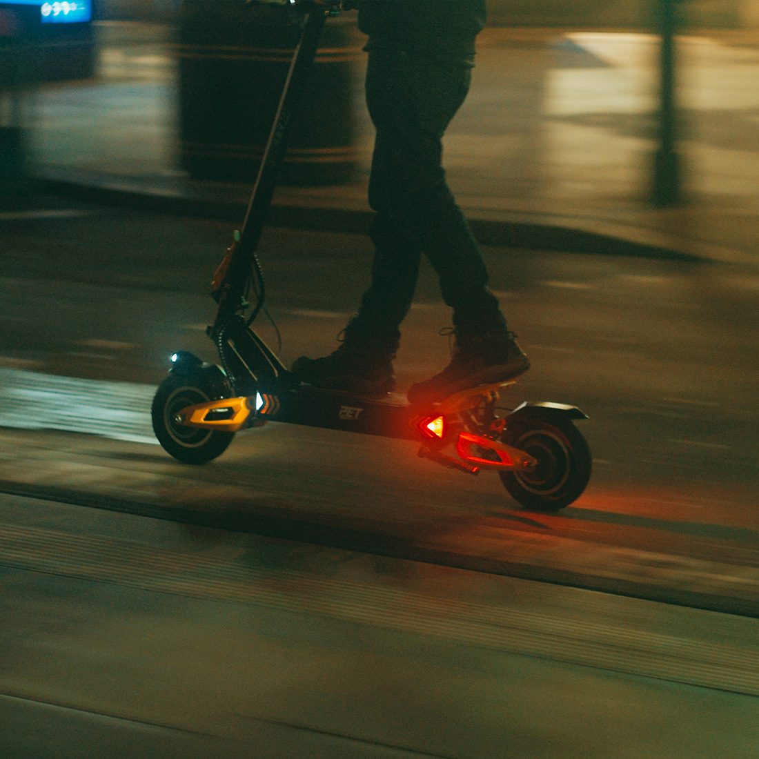 Vsett 10+ Electric Scooter